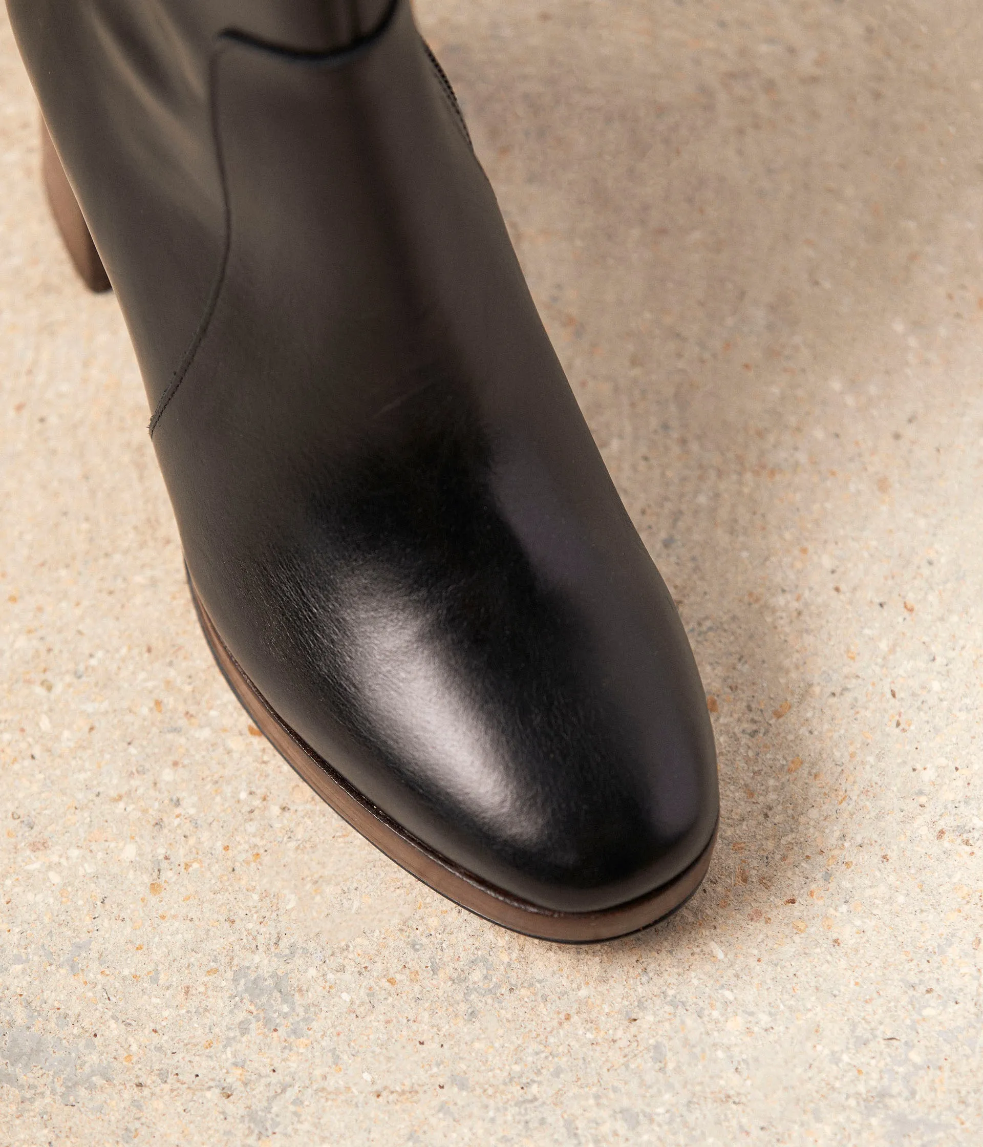 Boots noires cuir Léontine