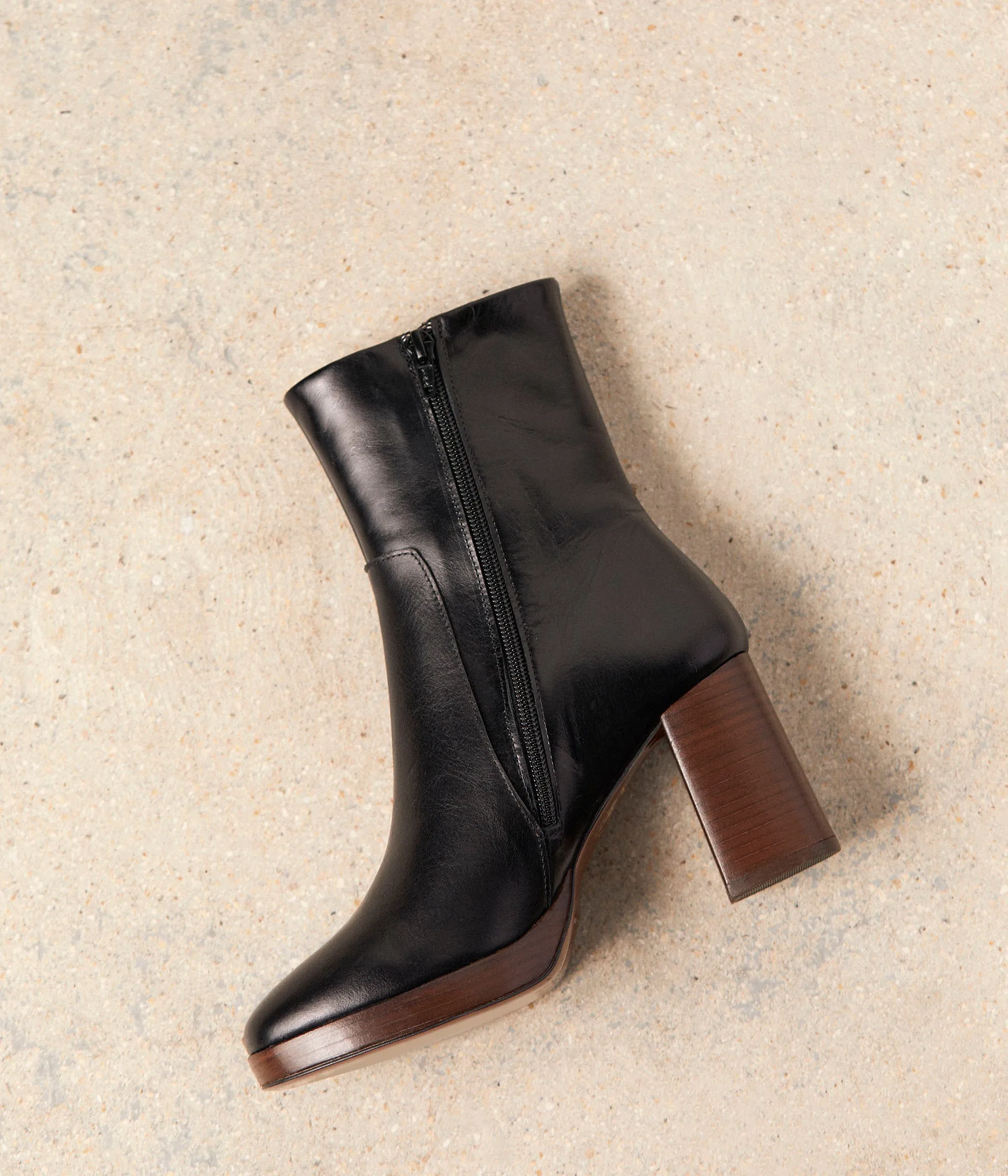 Boots noires cuir Léontine