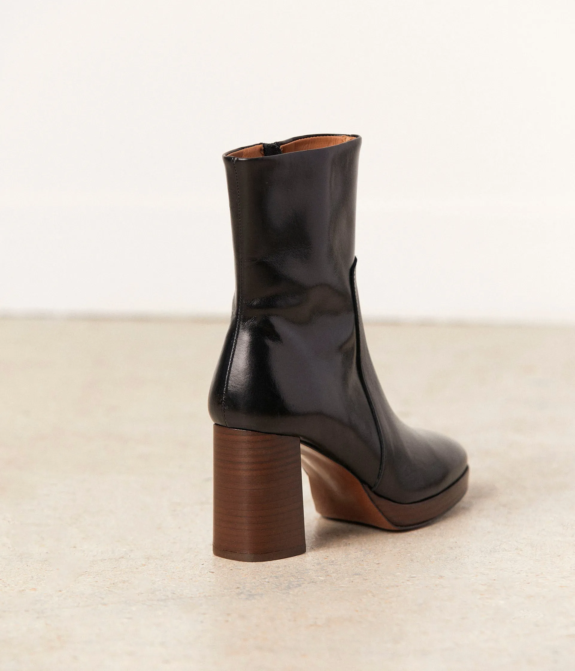 Boots noires cuir Léontine
