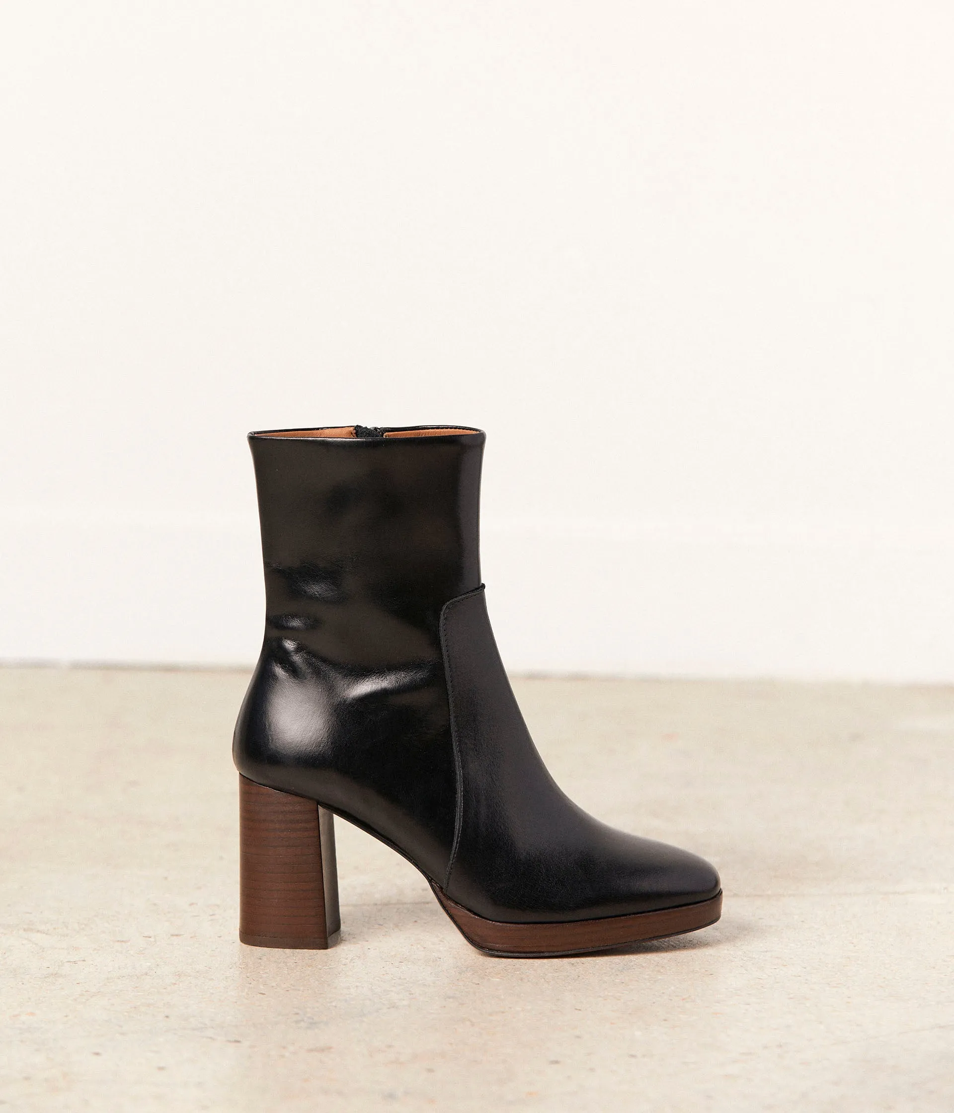 Boots noires cuir Léontine