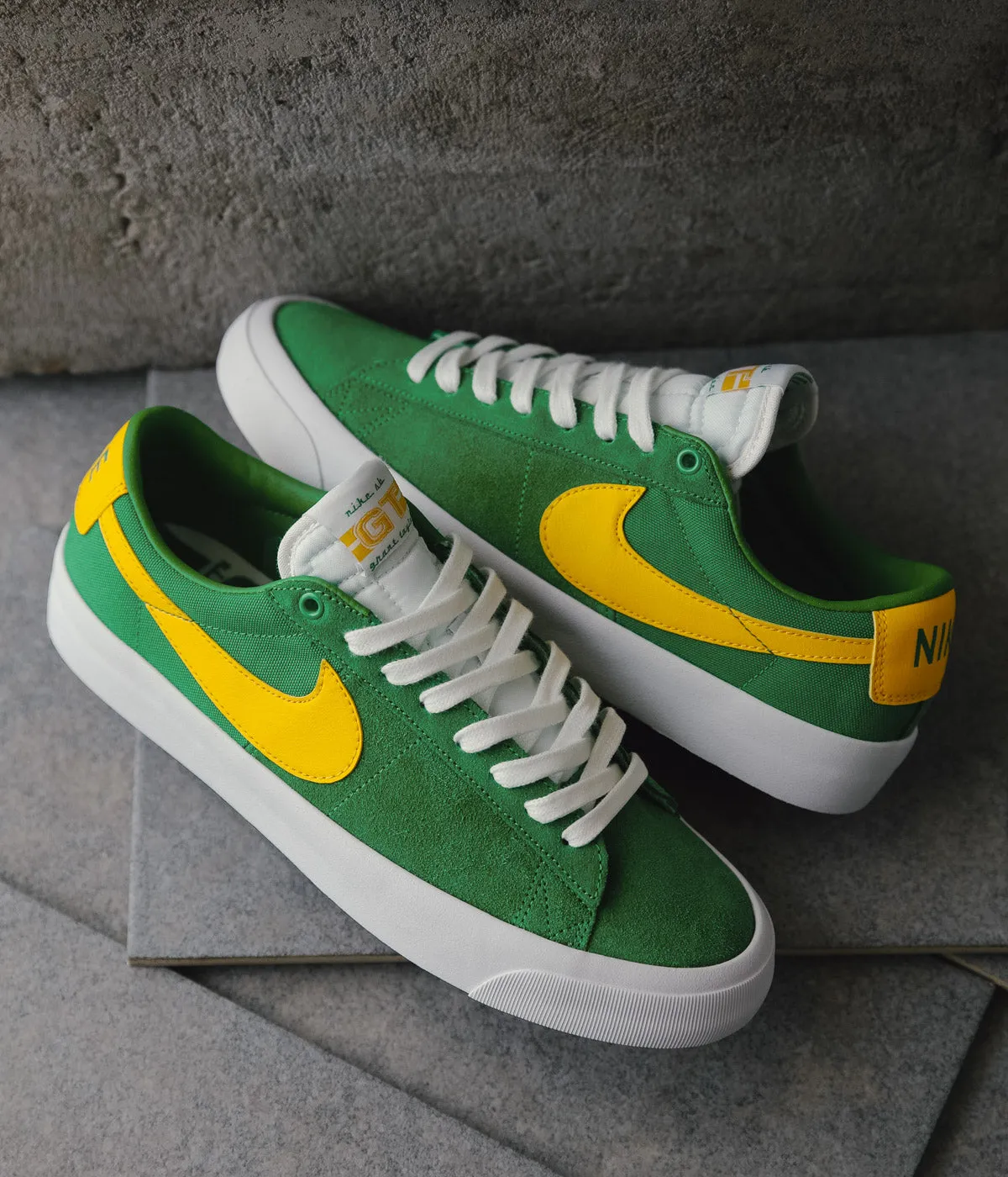 Nike SB Blazer Low Pro GT Shoes - Lucky Green / University Gold - Black - White