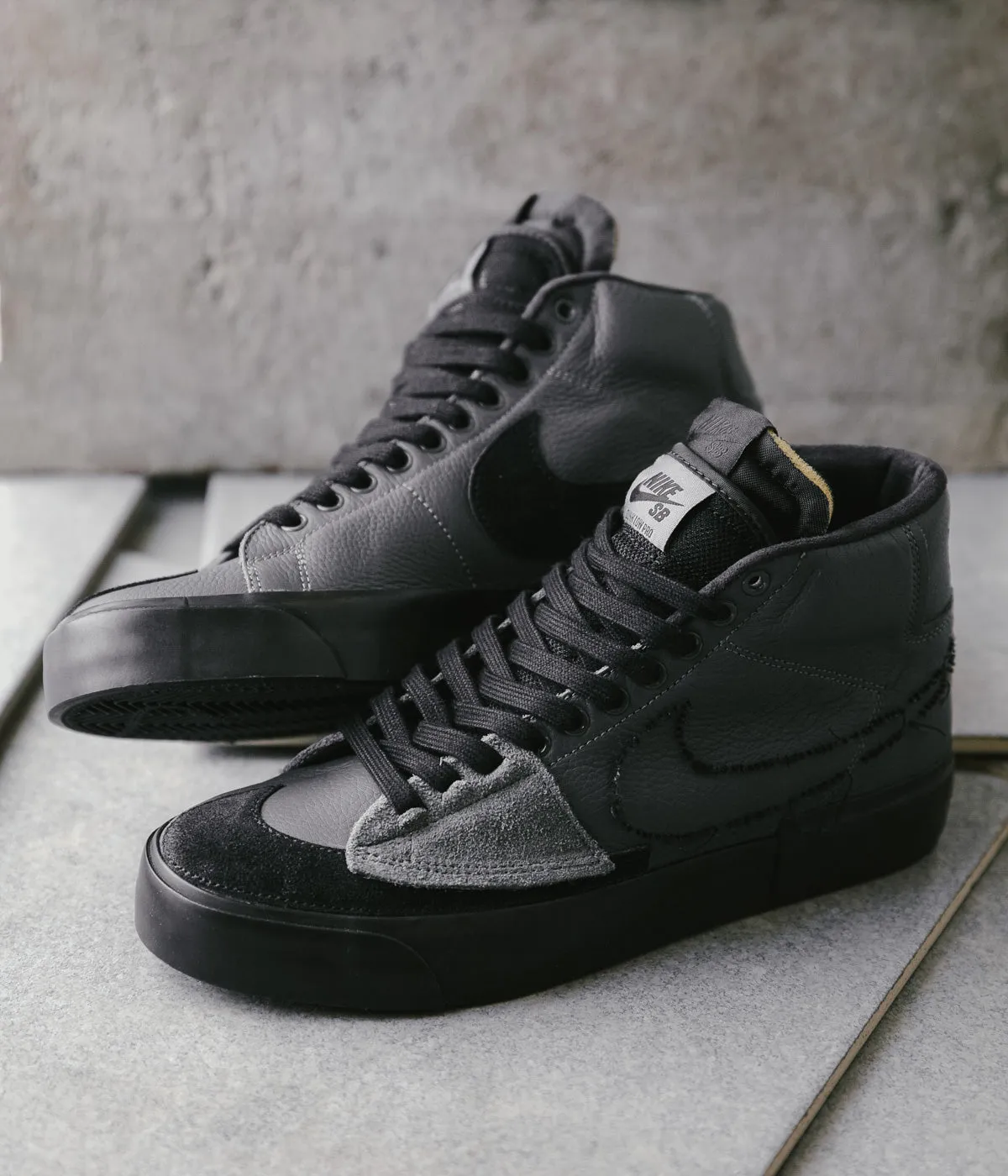 Nike SB Blazer Mid Edge Shoes - Iron Grey / Black - Black