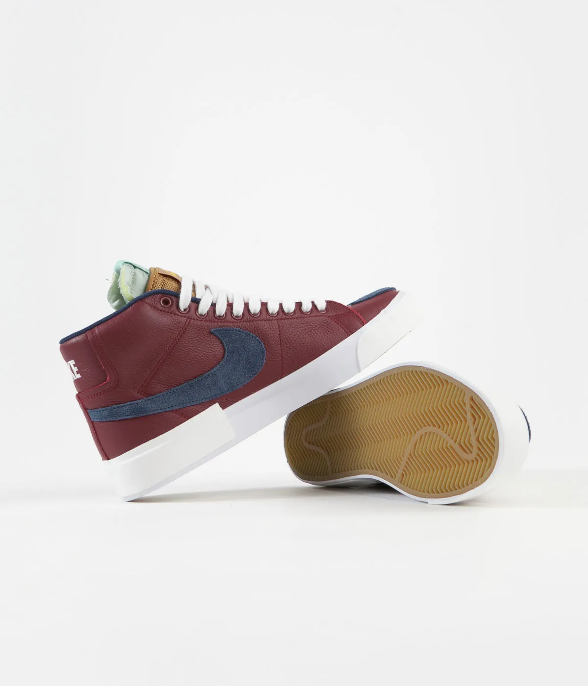 Nike SB Blazer Mid Edge Shoes - Team Red / Navy - Light Dew - Summit White