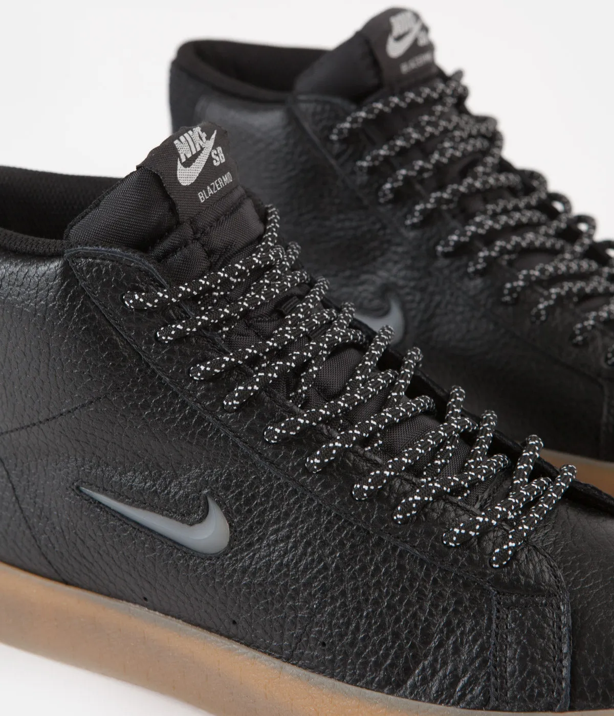 Nike SB Blazer Mid Premium Shoes - Black / White - Black - Gum Light Brown