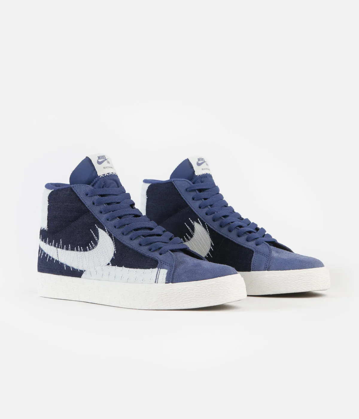 Nike SB Blazer Mid Premium Shoes - Mystic Navy / Sail - Sail - Gum Light Brown