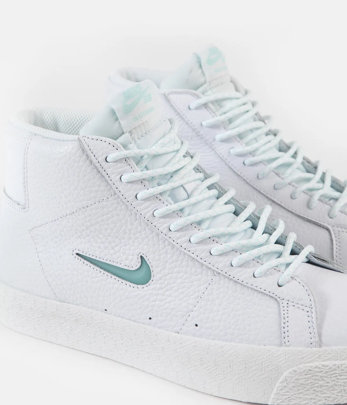 Nike SB Blazer Mid Premium Shoes - White / Glacier Ice - White - Summit White