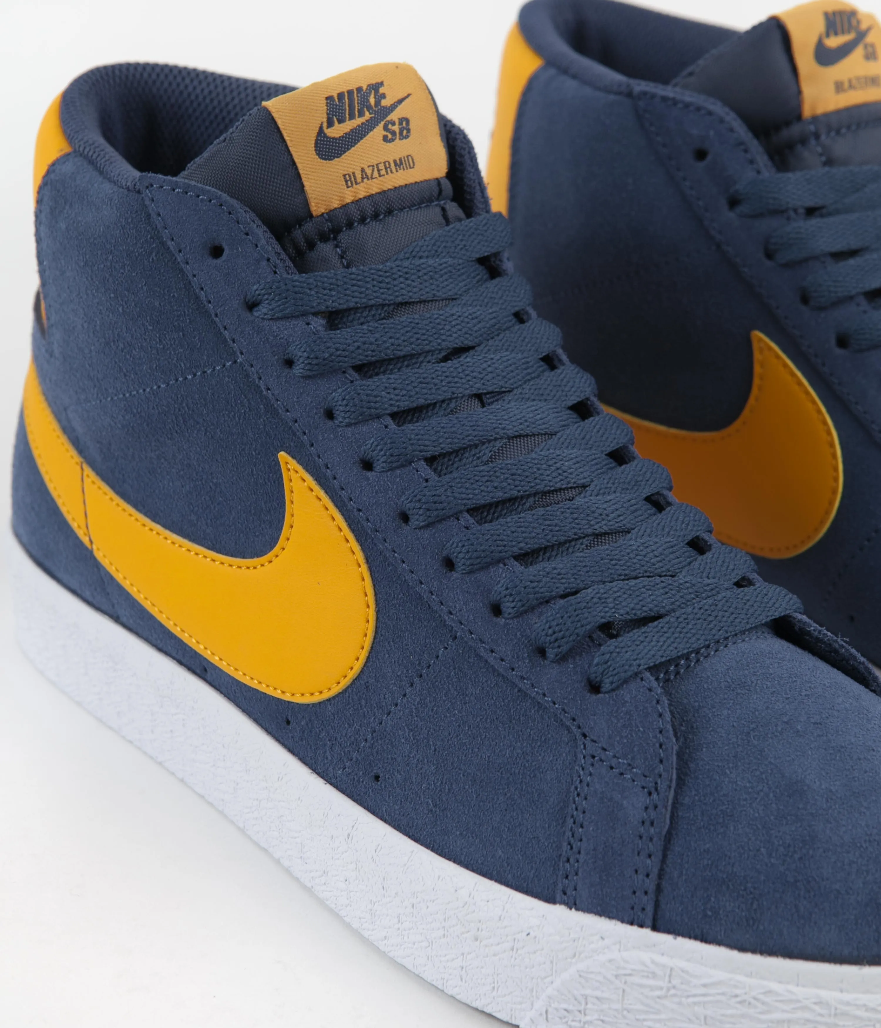 Nike SB Blazer Mid Shoes - Navy / University Gold - Navy - White