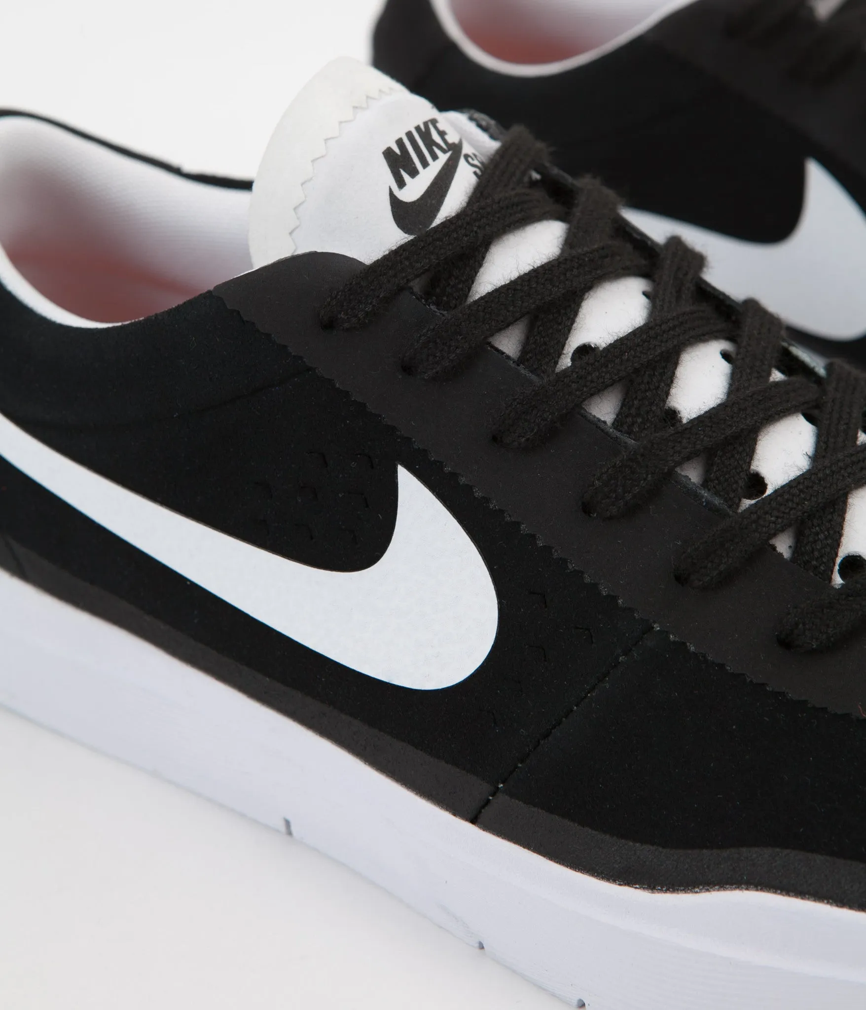 Nike SB Bruin Hyperfeel Shoes - Black / White - White