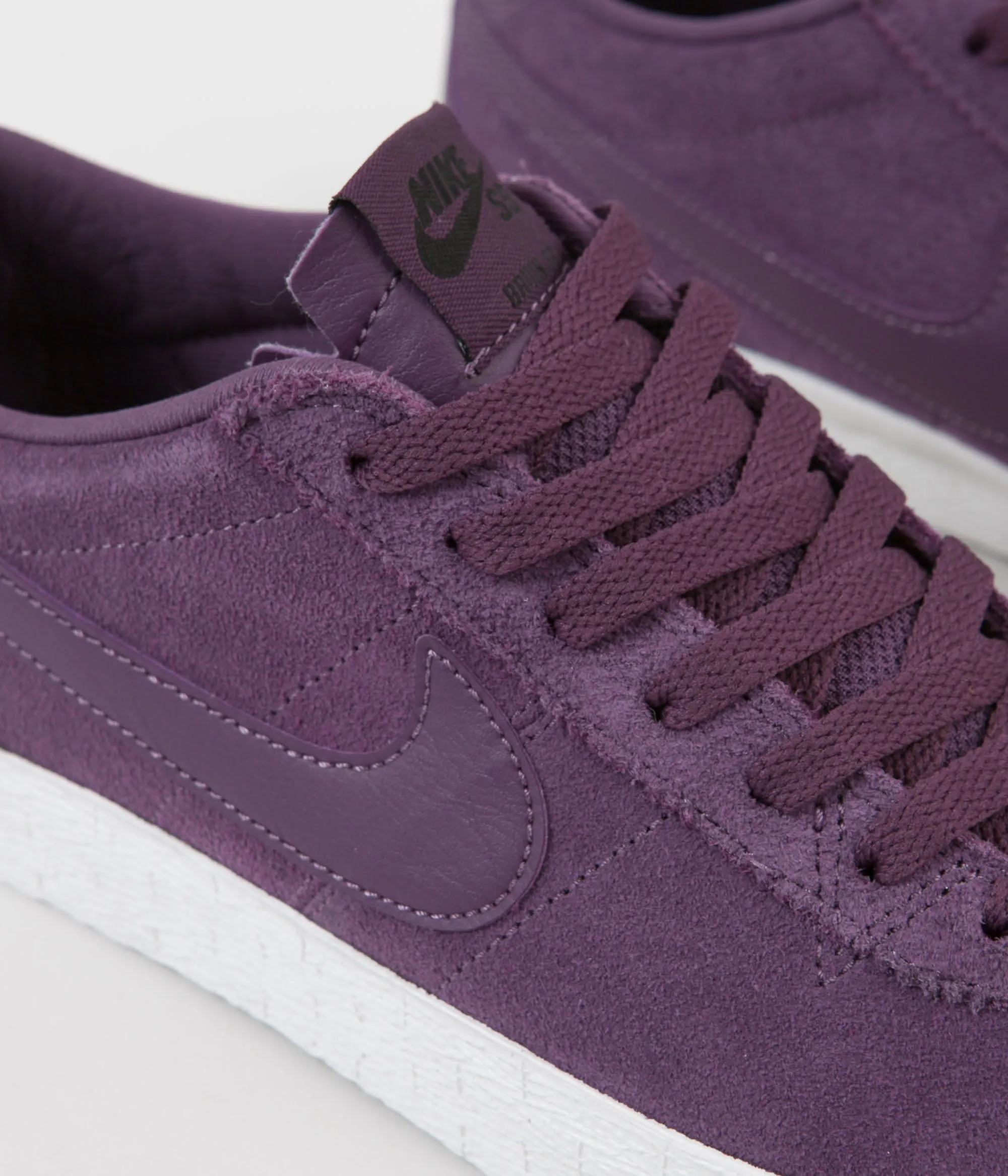 Nike SB Bruin Premium SE Shoes - Pro Purple / Pro Purple - Summit White