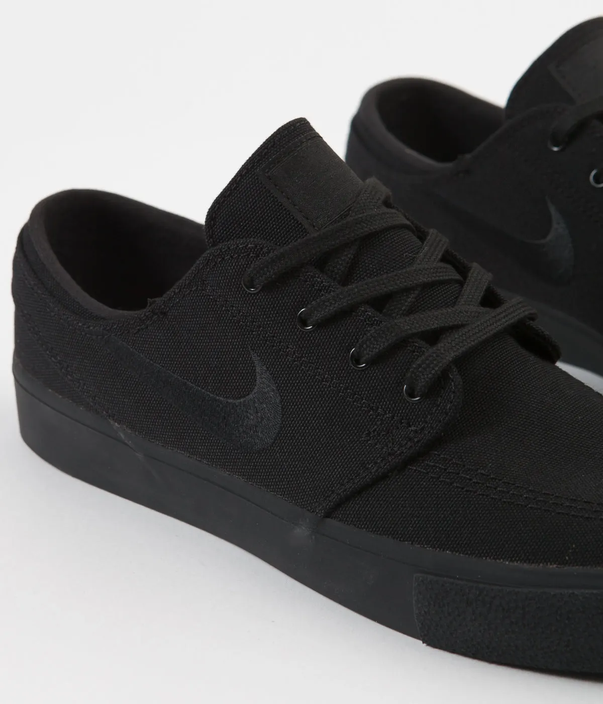 Nike SB Janoski Canvas Remastered Shoes - Black / Black - Black - Black
